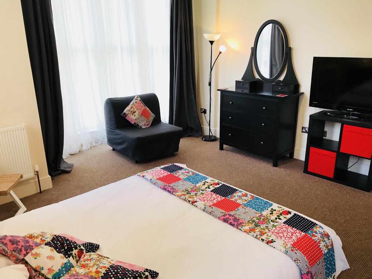 The Shelbourne Apartment เซาท์พอร์ต ภายนอก รูปภาพ